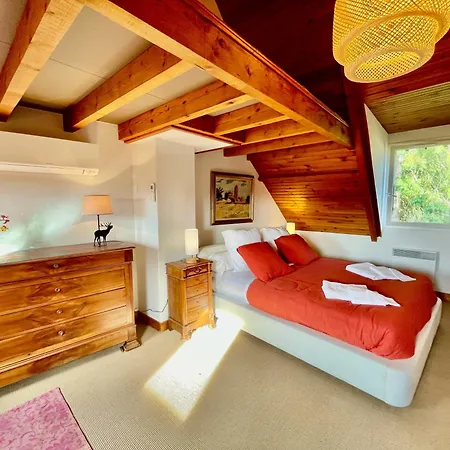 D'hotes De Charme Jolie Futaie En Foret De Troncais 3*