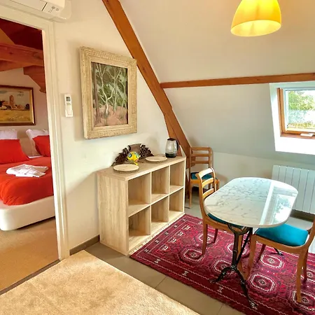 D'hotes De Charme Jolie Futaie En Foret De Troncais Bed & Breakfast 3*